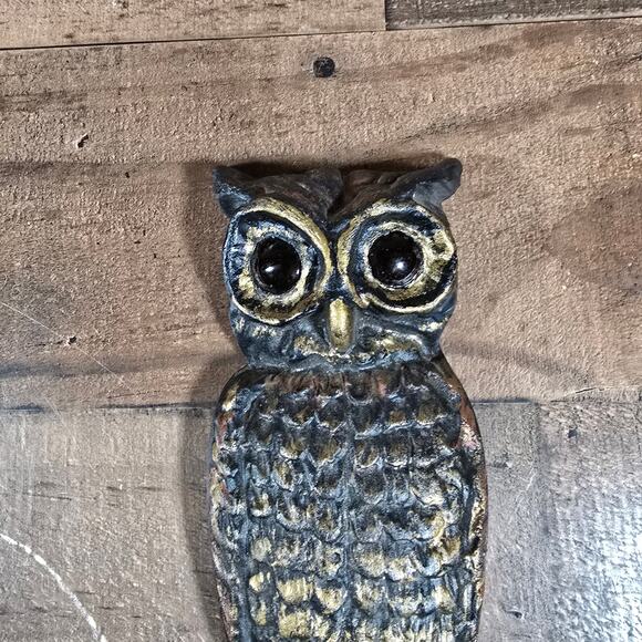 Vintage MCM Cast Aluminum Owl Set with Glass Eyes - Picture 5 of 9